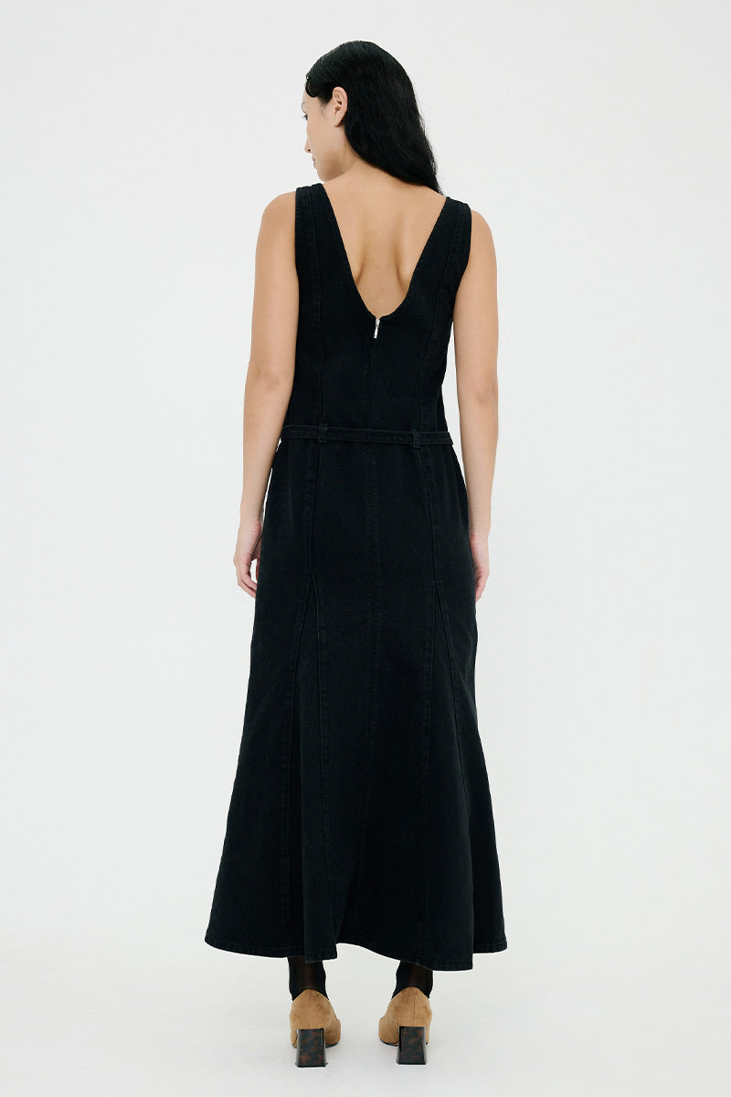 PV Indicate Dress // Black