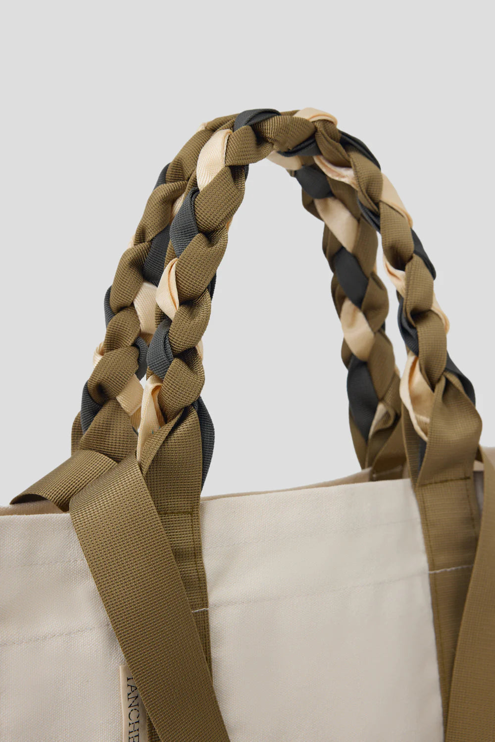 Tanchen Picnic Bag // Fizz