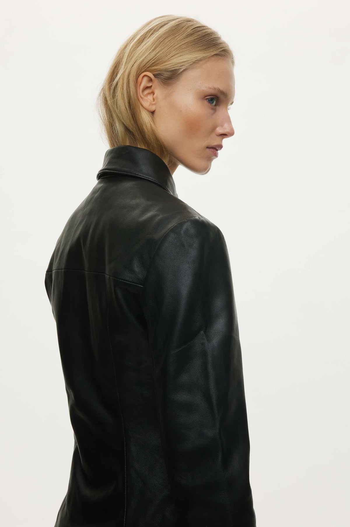 Oval Square Deep Leather Blazer // Black