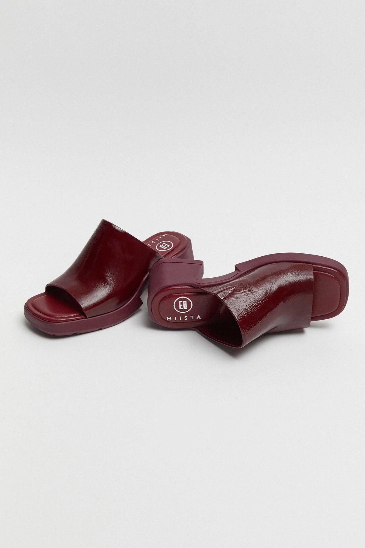 Miista Clarin Rojo Mule // Burgundy