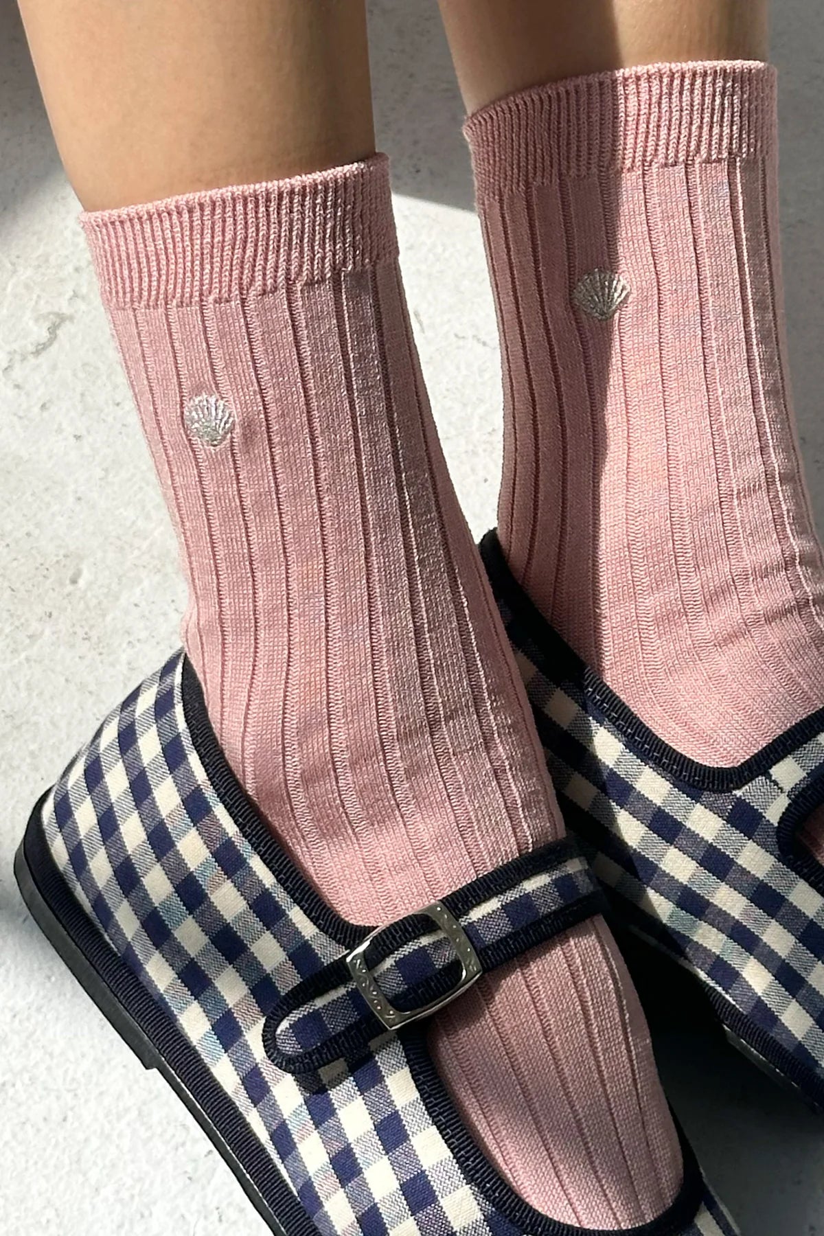 Le Bon Shoppe Embroidered Her Socks // Pink & Seashell