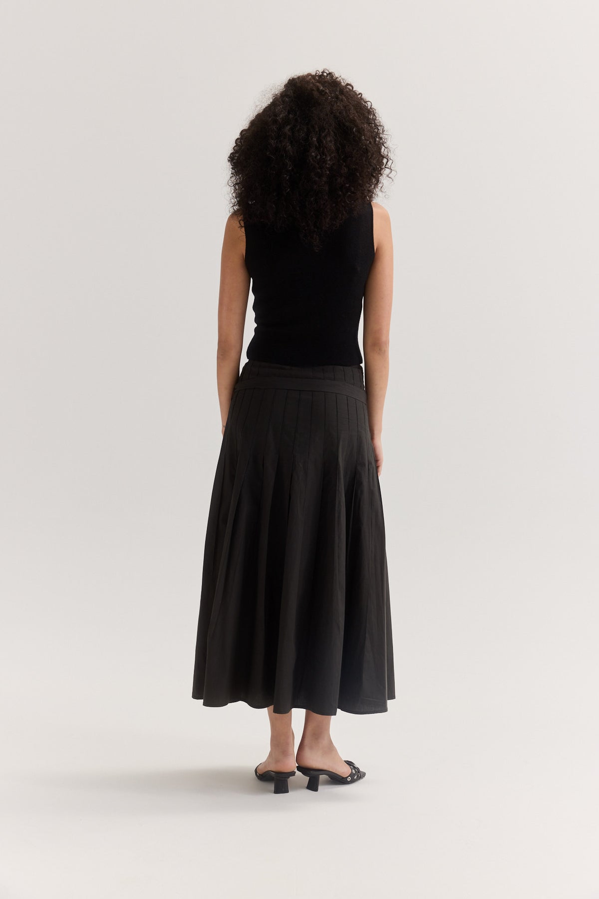 Muse Greta Pleat Skirt // Black