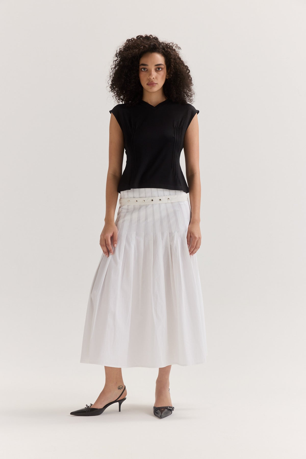 Muse Greta Pleat Skirt // White