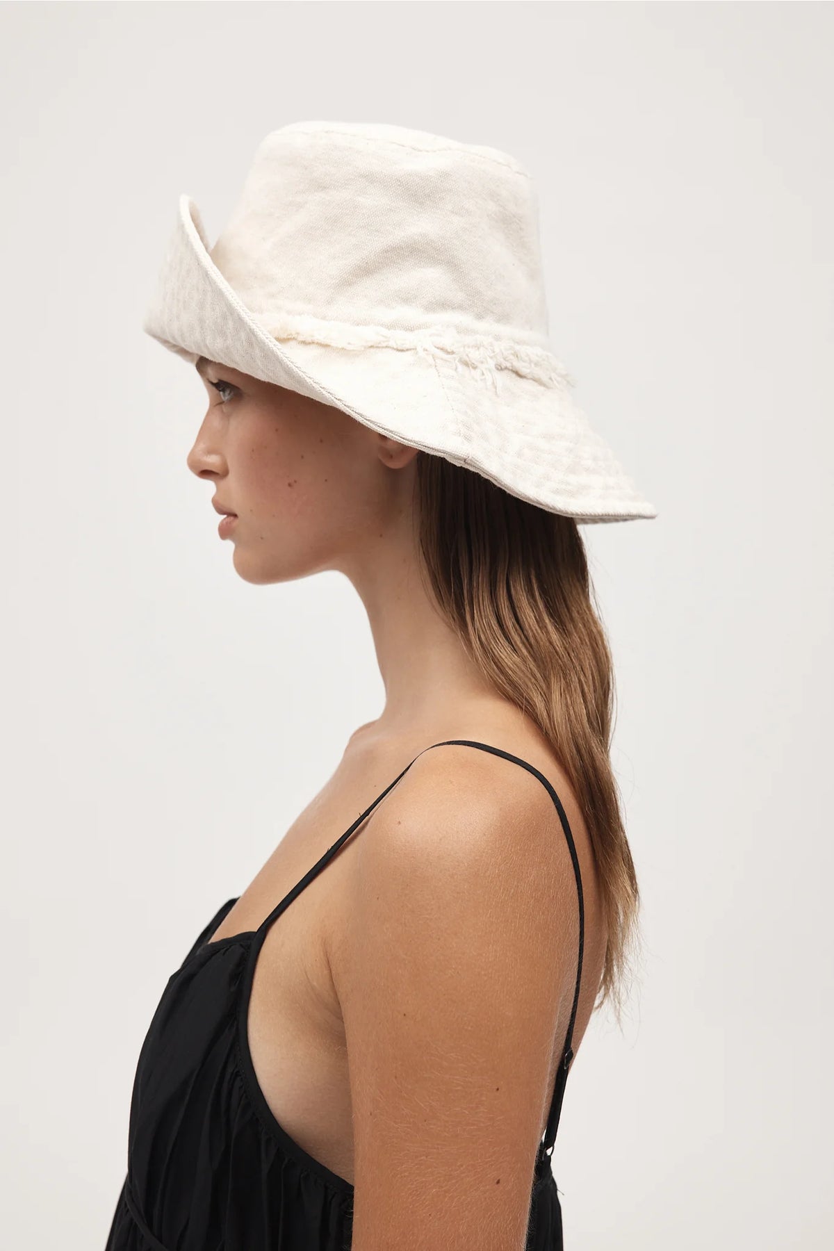 Marle Nonna Hat R24 // Natural