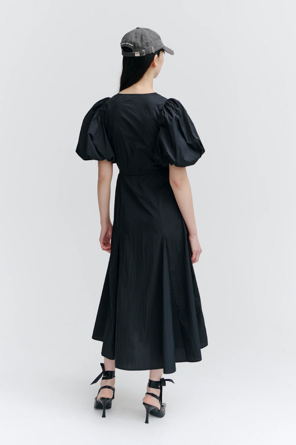 PV Latent Dress Near Light // Black