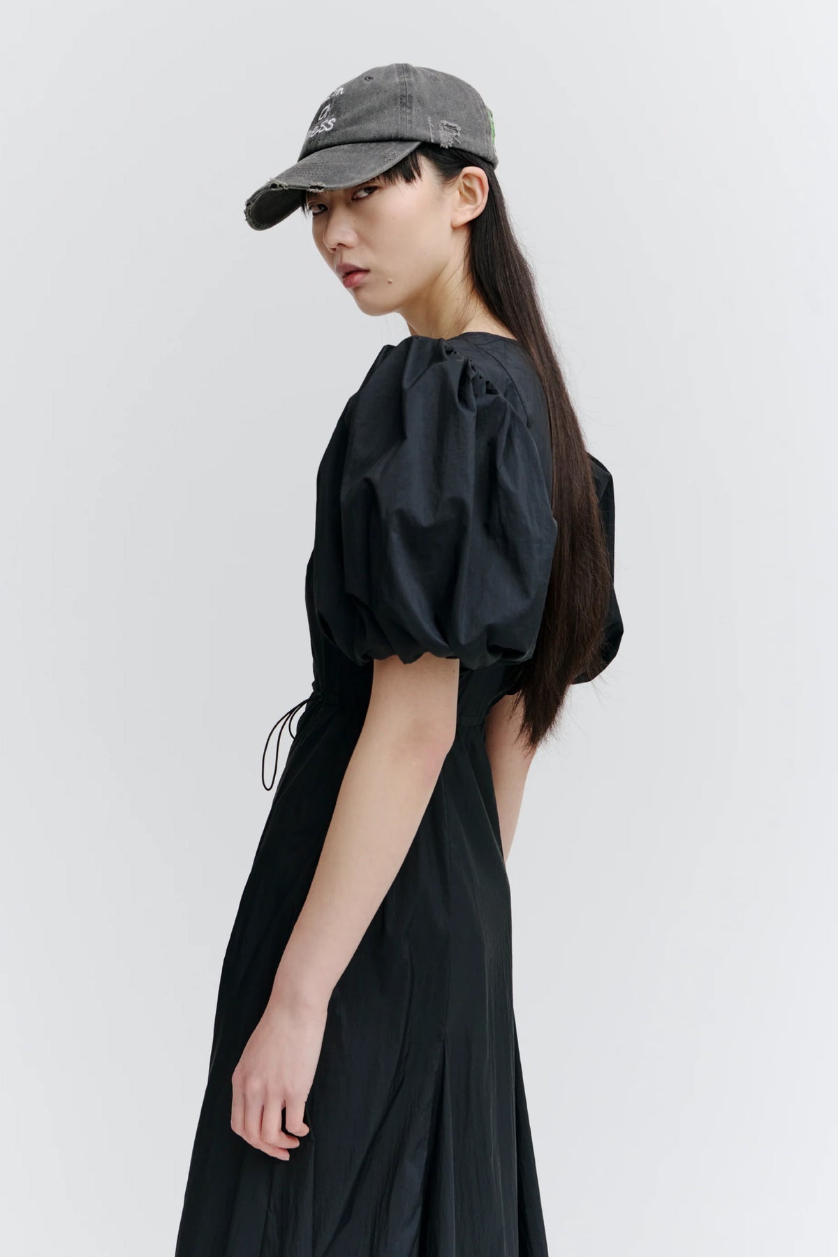 PV Latent Dress Near Light // Black